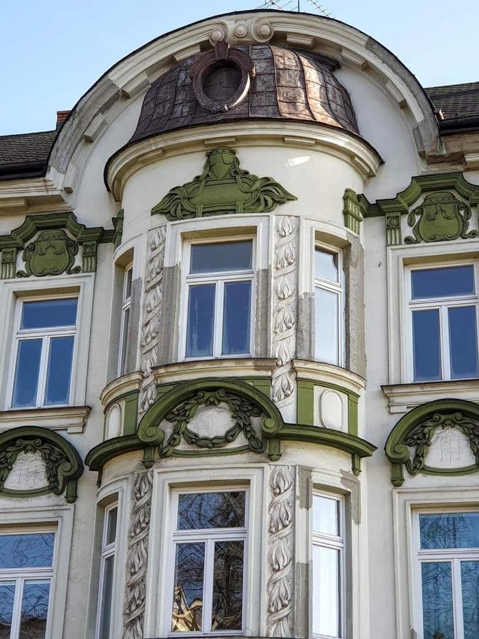 Apartament Na Granicy / Apartment On The Border Цешин Екстер'єр фото