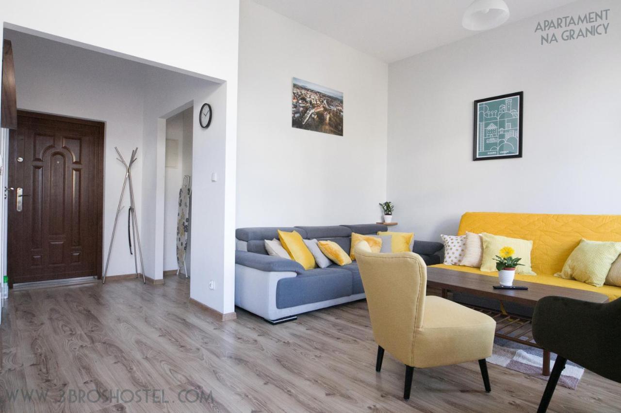 Apartament Na Granicy / Apartment On The Border Цешин Екстер'єр фото
