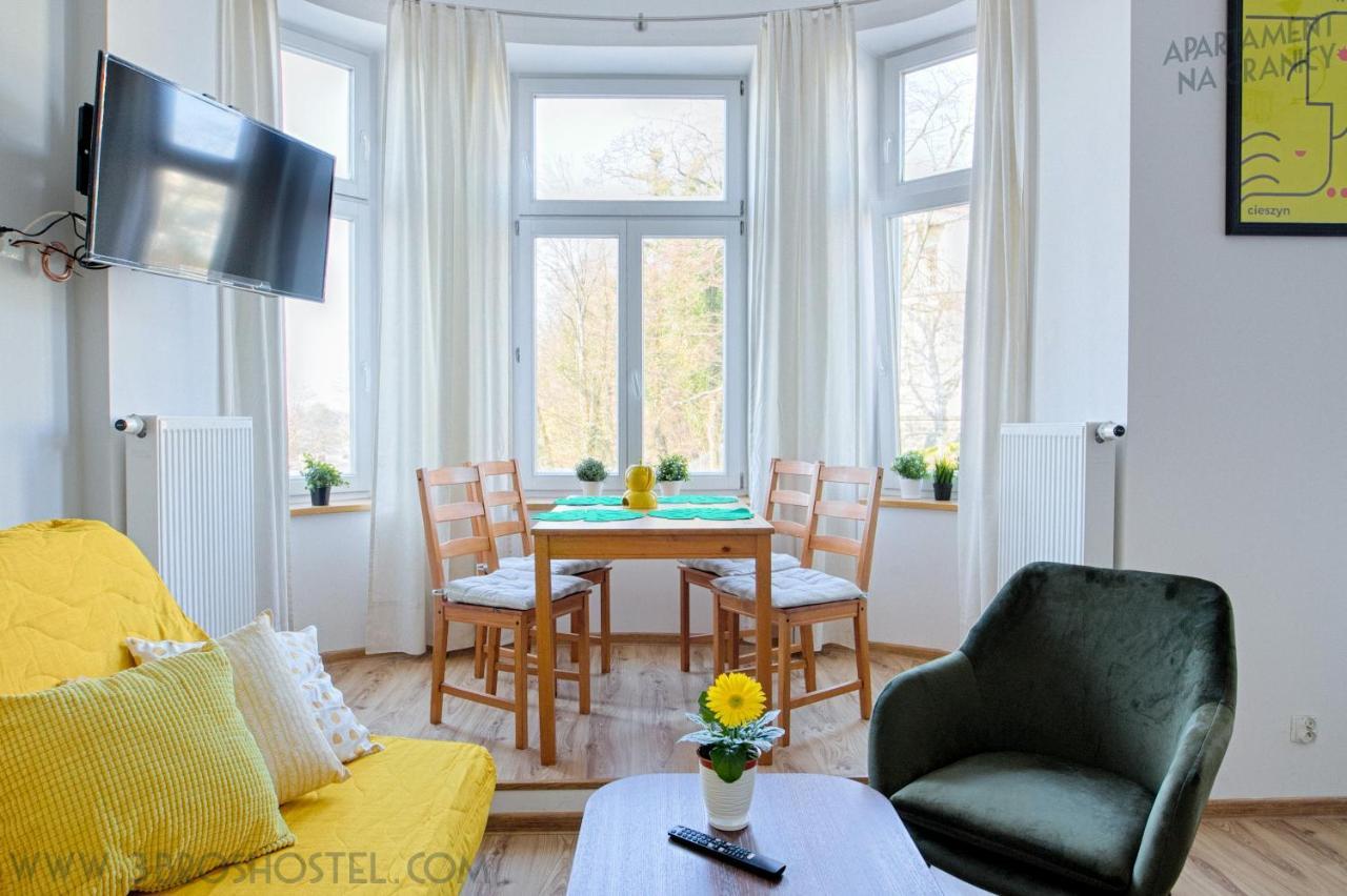 Apartament Na Granicy / Apartment On The Border Цешин Екстер'єр фото